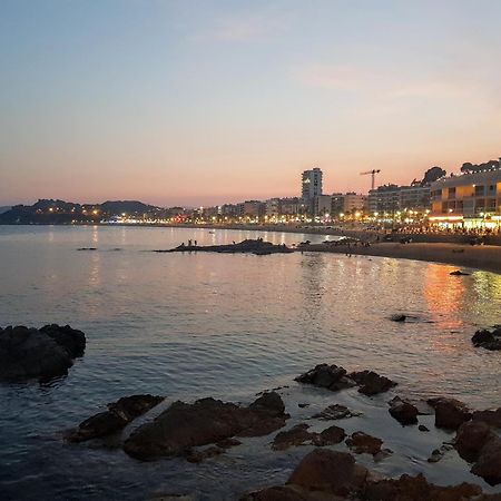 Apartamentos Zodiac Lloret de Mar Buitenkant foto