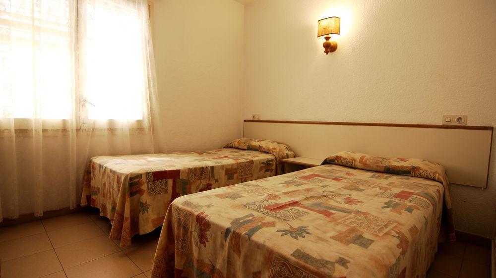 Apartamentos Zodiac Lloret de Mar Buitenkant foto