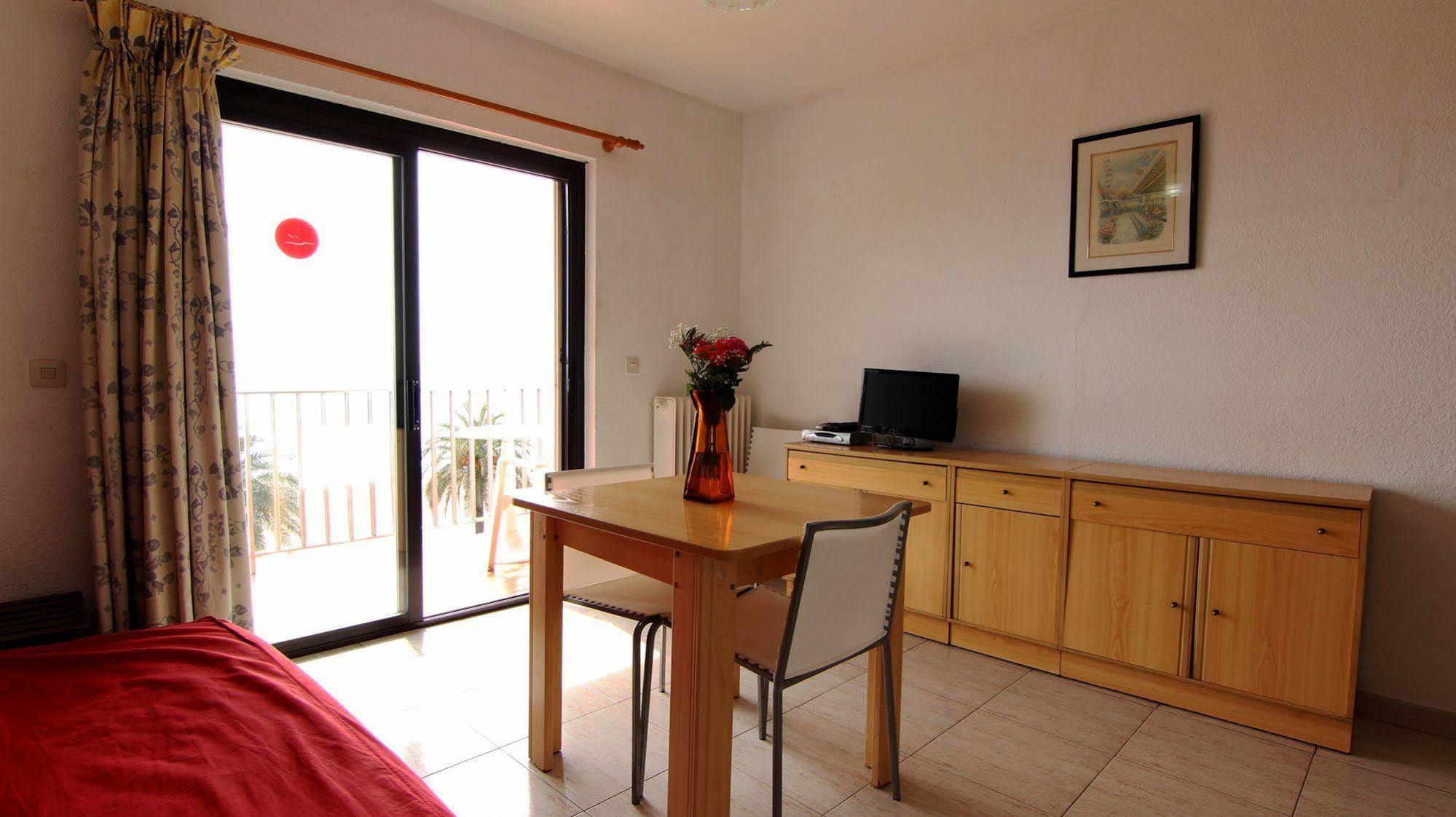 Apartamentos Zodiac Lloret de Mar Buitenkant foto