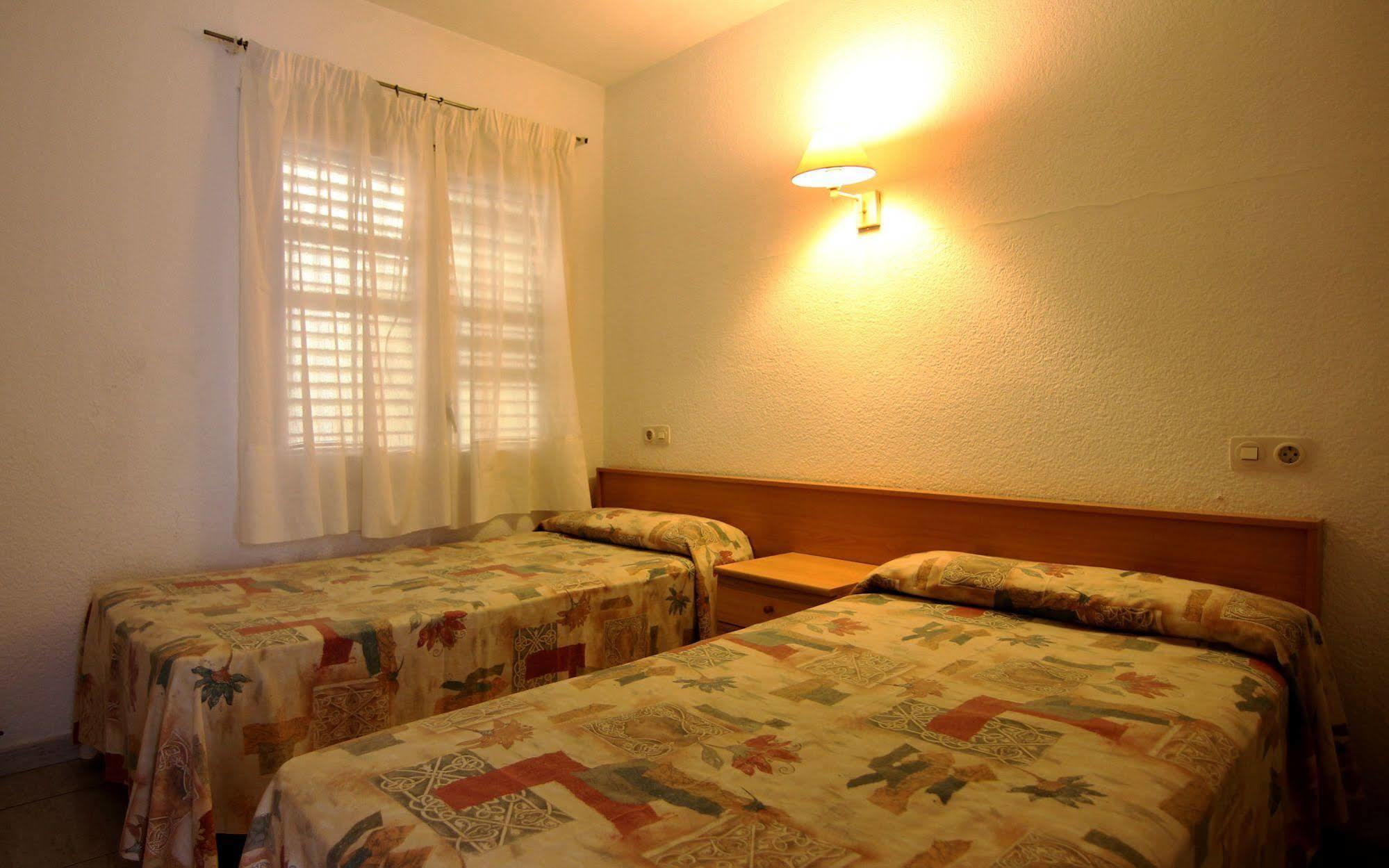 Apartamentos Zodiac Lloret de Mar Buitenkant foto