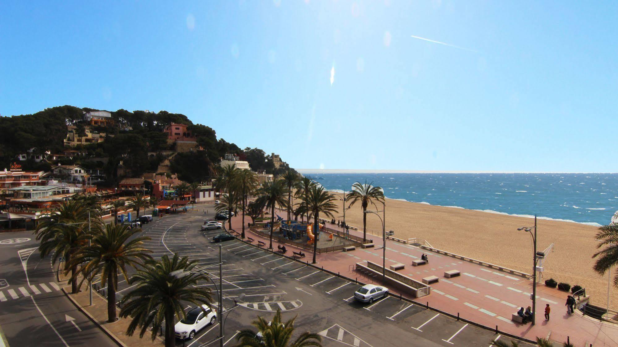 Apartamentos Zodiac Lloret de Mar Buitenkant foto